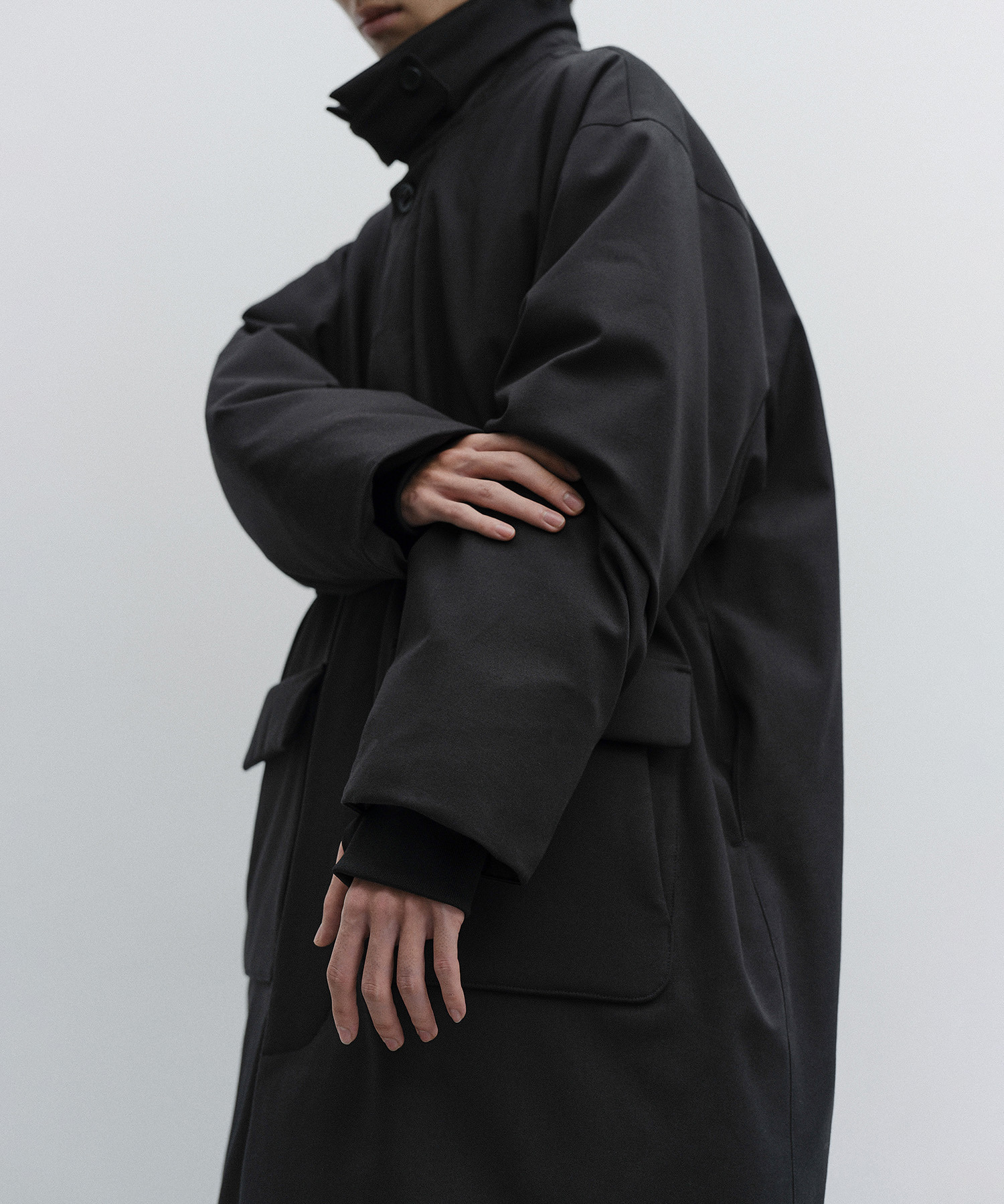 Ample Down Long Coat (Black) | 어나더오피스