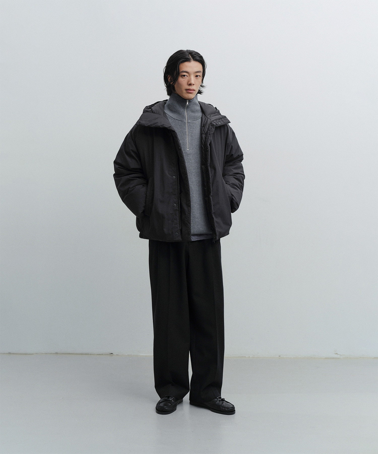 Snowman Hooded Down Jacket (Black) - 어나더오피스