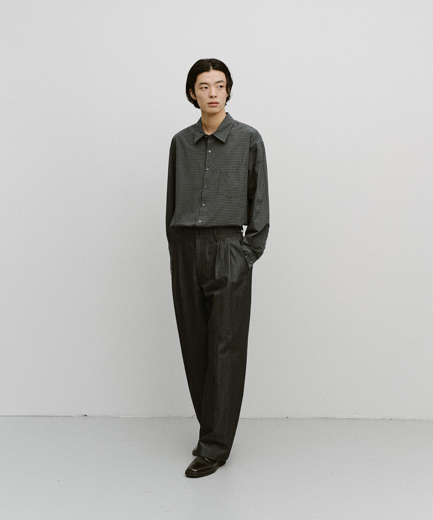 Santiago Officer Denim Pants (Black Denim) - 어나더오피스