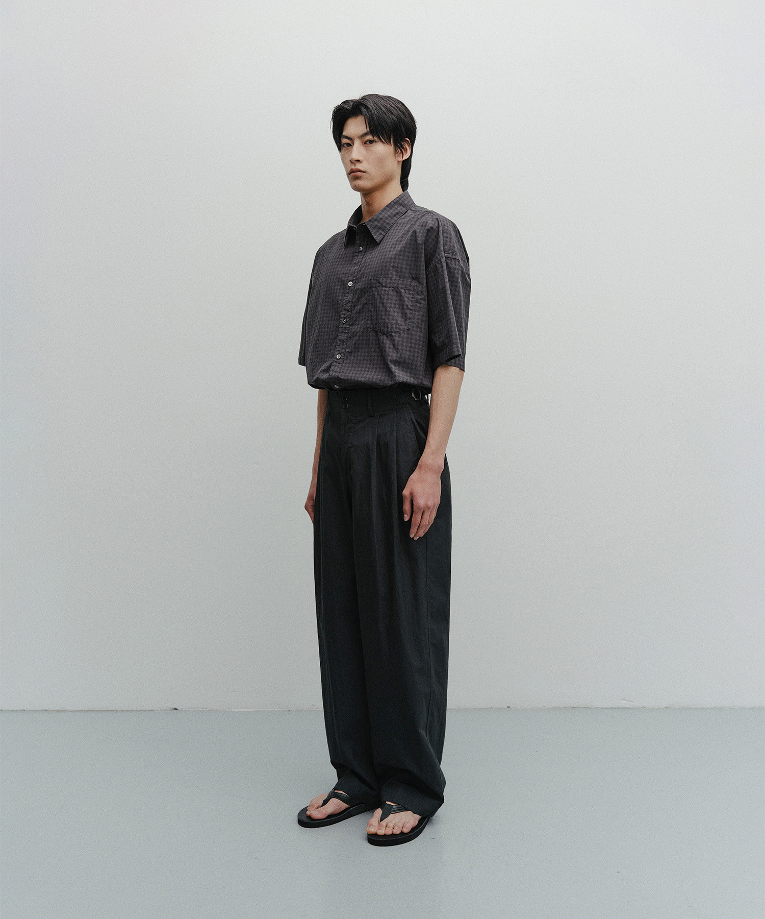 Santiago Officer Pants (Almost Black) - 어나더오피스