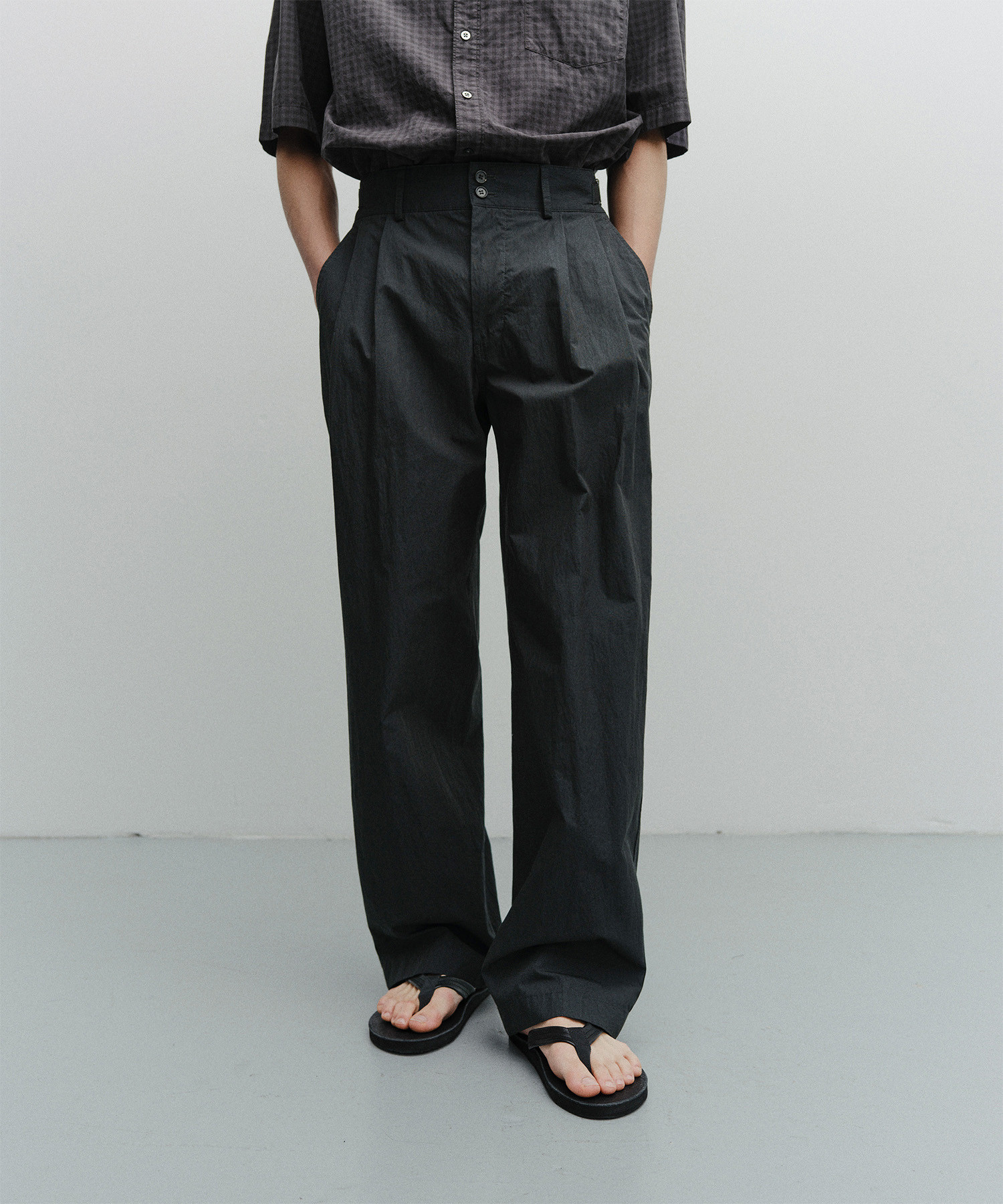 Santiago Officer Pants (Almost Black) - 어나더오피스