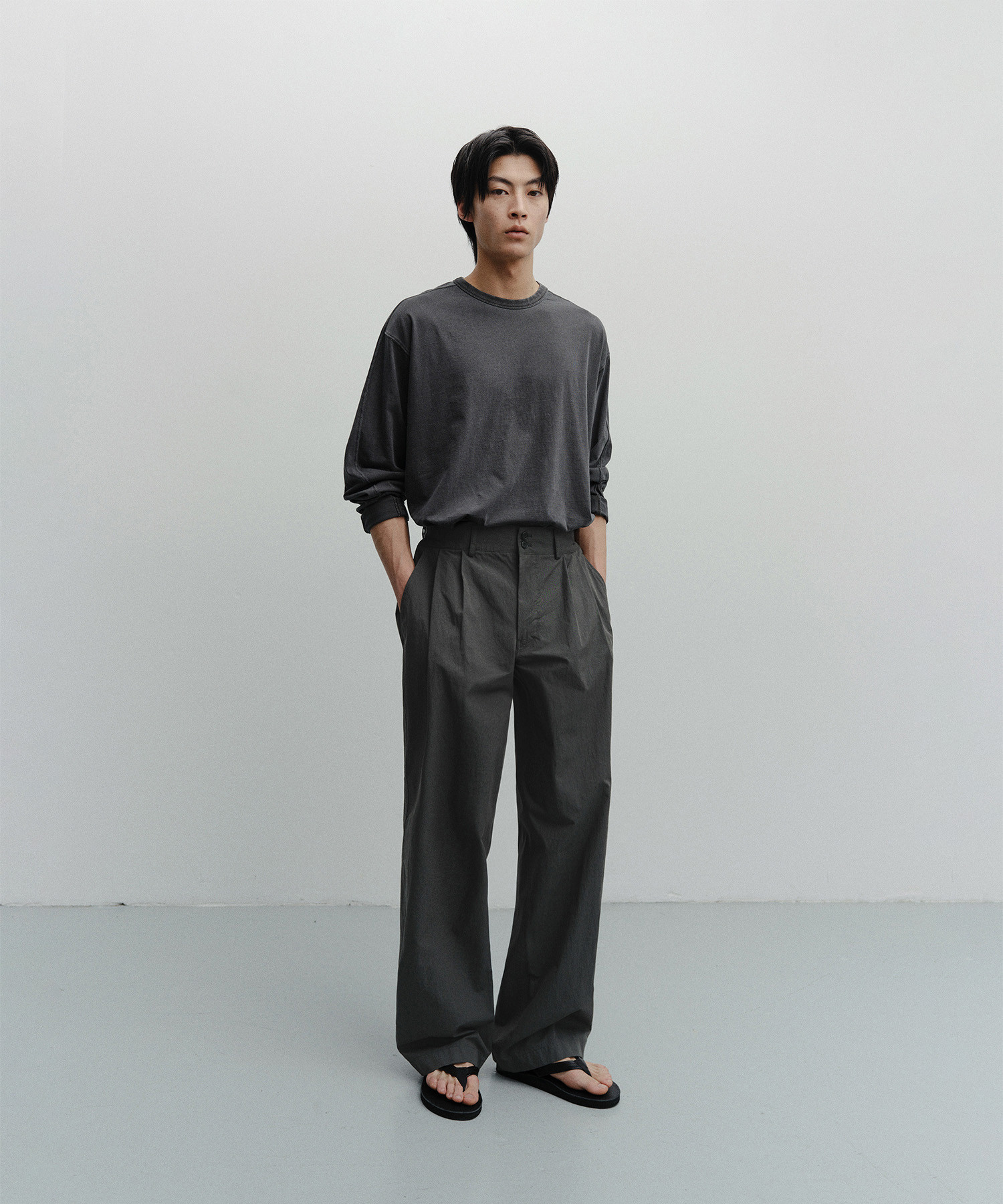 Santiago Officer Pants (Graphite) - 어나더오피스