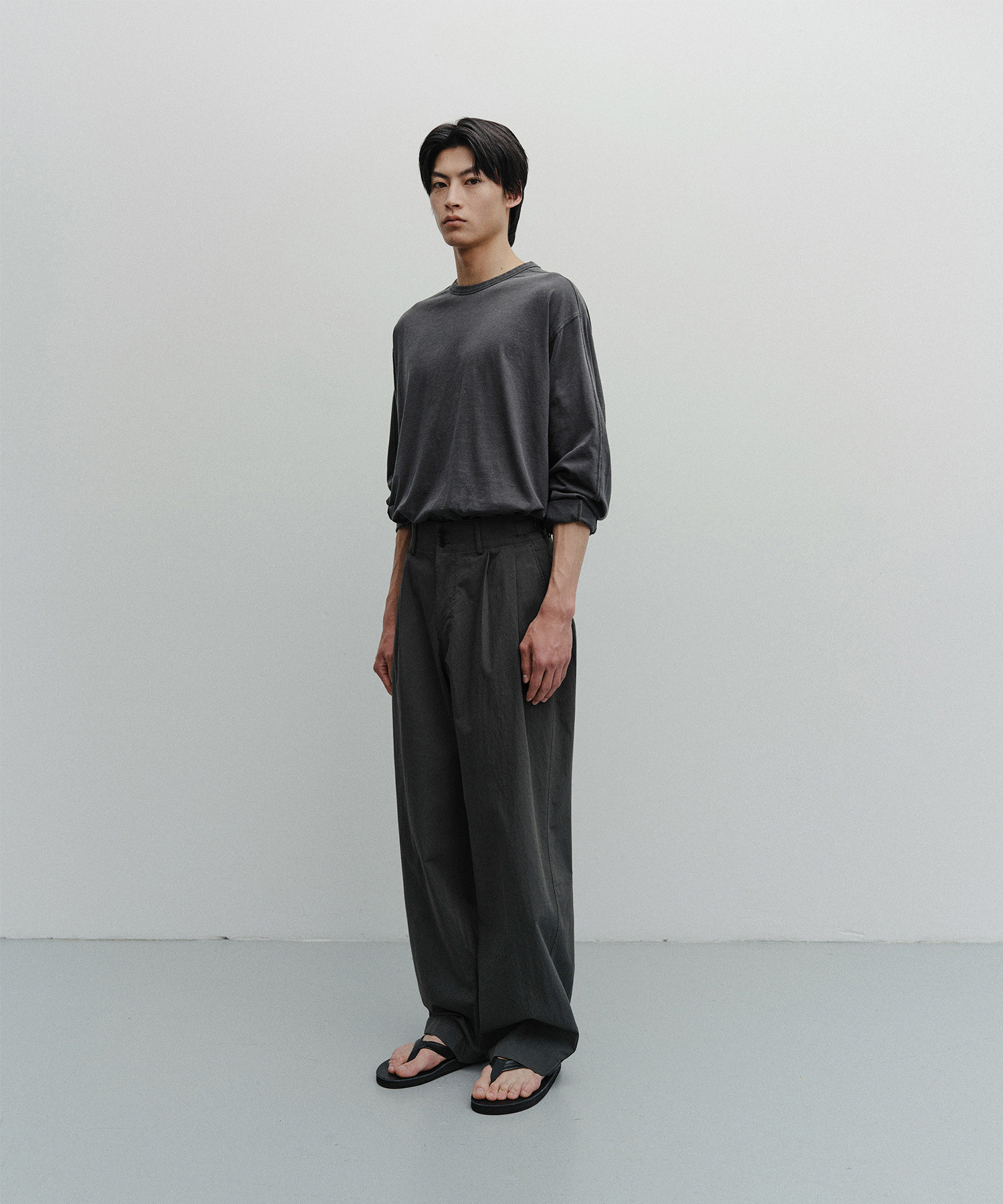 Santiago Officer Pants (Graphite) - 어나더오피스