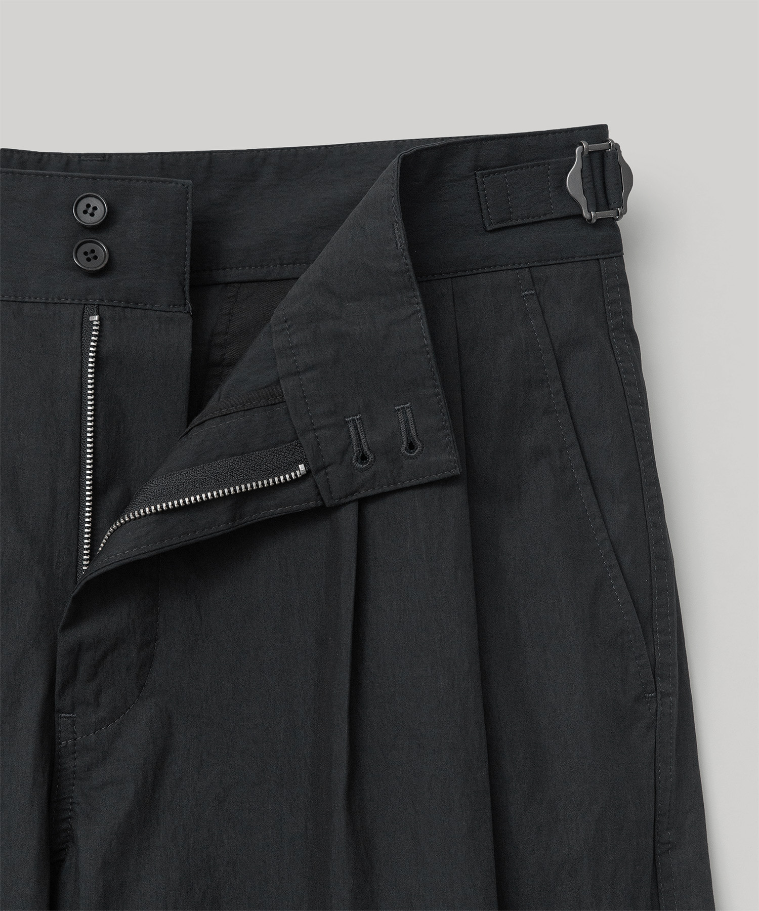 Santiago Officer Pants (Almost Black) - 어나더오피스