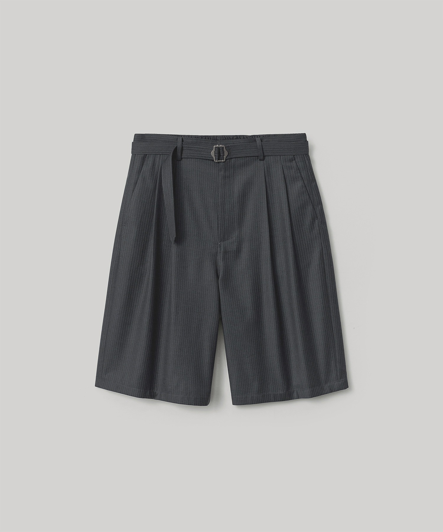 Hemingway Stripe Bermuda Pants (Black) - 어나더오피스