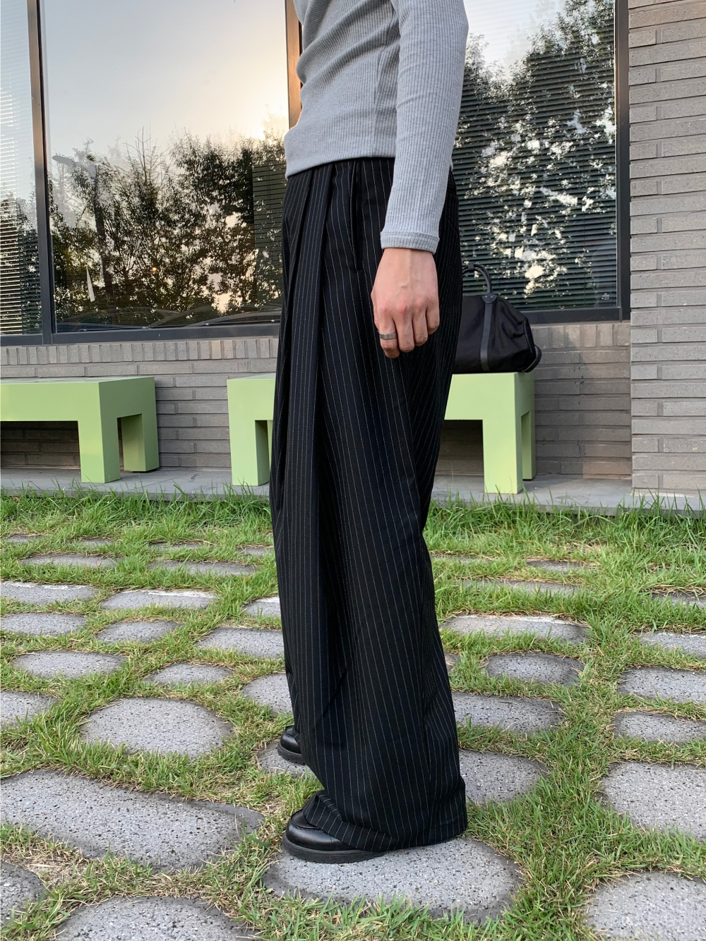 바지 모델 착용 이미지-S435L34