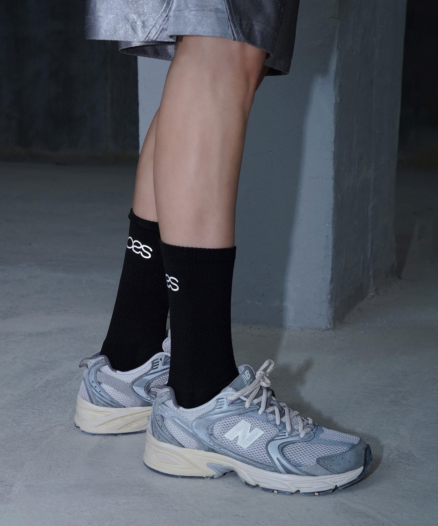 OOSS 남성 리플렉티브 러닝 크루 삭스 블랙 | 스튜디오 싹스탑