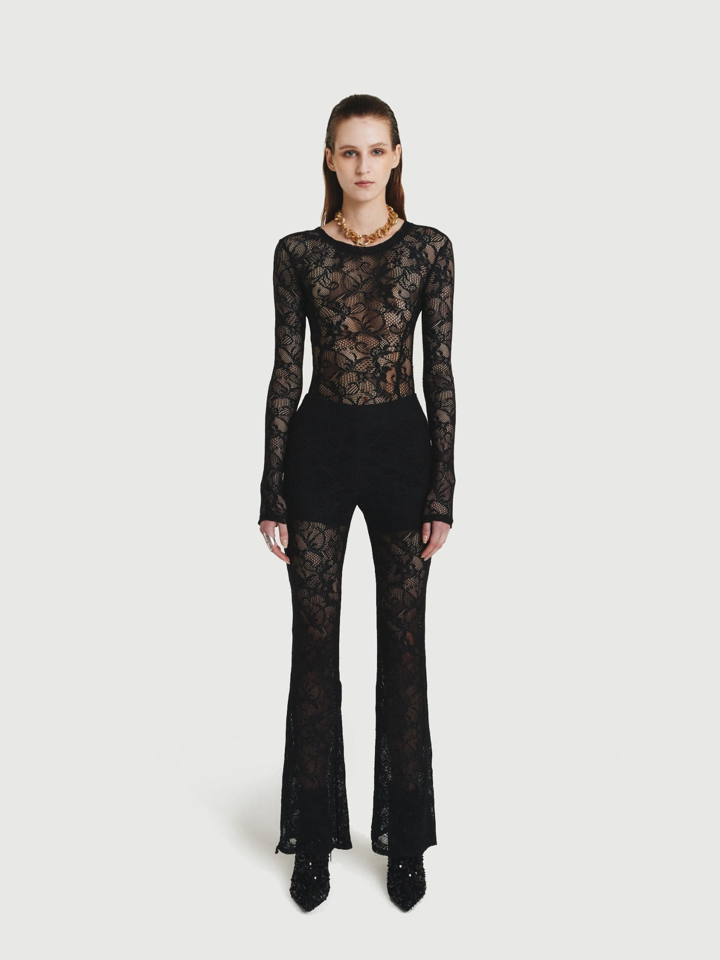Lace Embroidery Leggings / Black