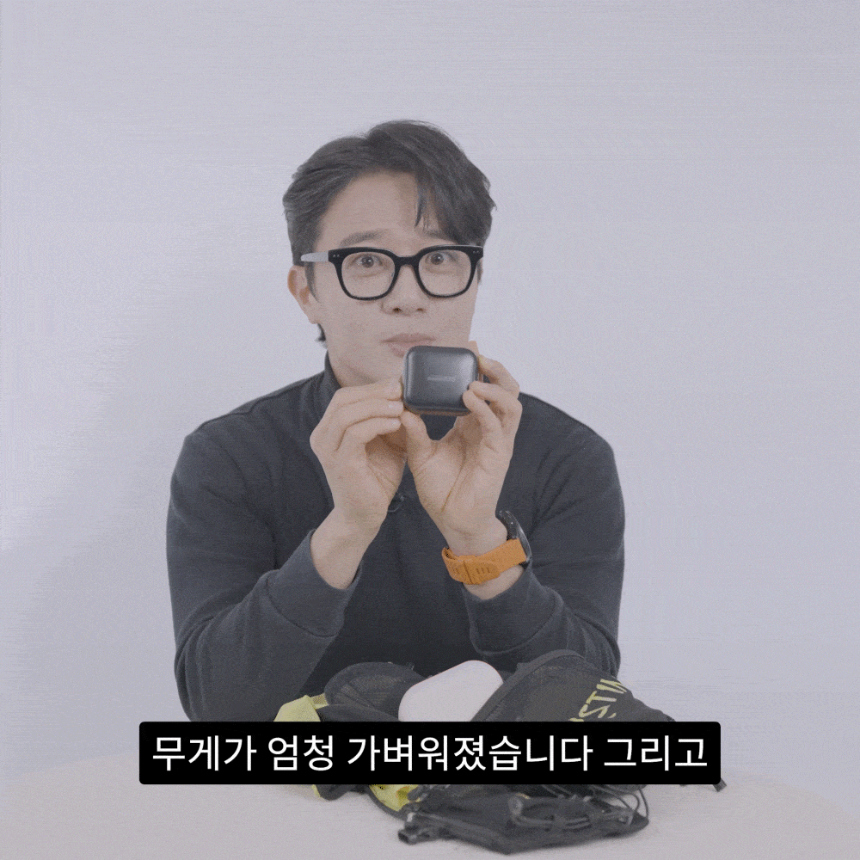 악세사리 모델 착용 이미지-S1L61