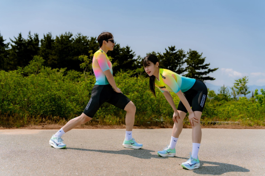 멜빵 스커트/바지 모델 착용 이미지-S7L23