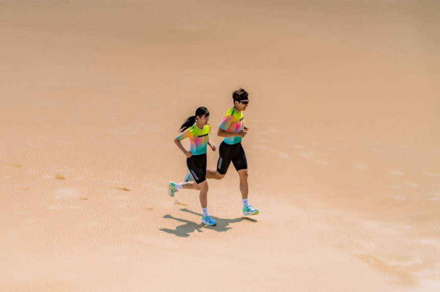 멜빵 스커트/바지 모델 착용 이미지-S7L19