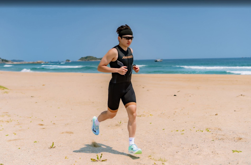 멜빵 스커트/바지 모델 착용 이미지-S2L18