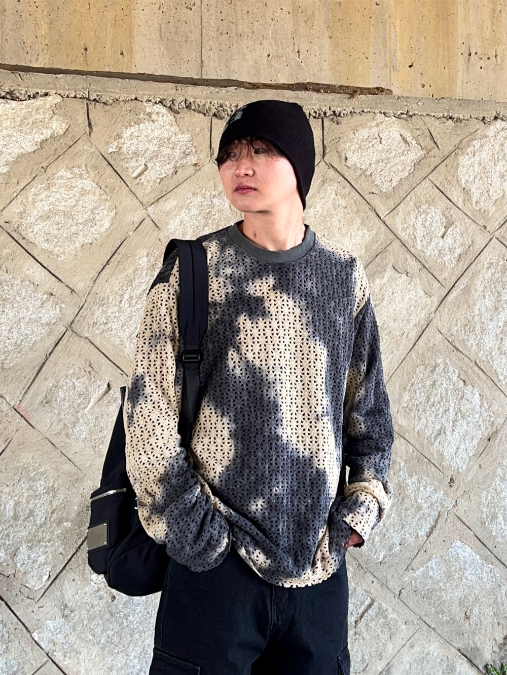 긴팔 티셔츠 모델 착용 이미지-S1L32