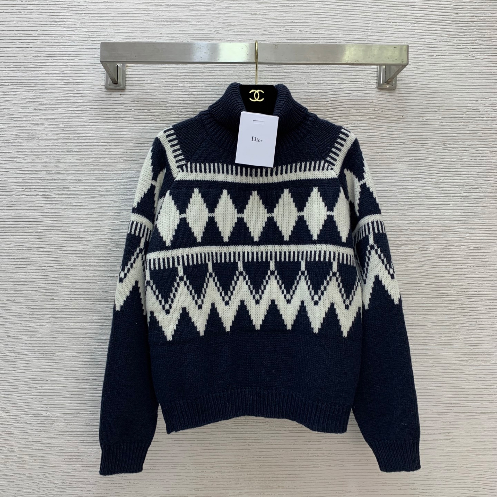 긴팔 티셔츠 차콜 색상 이미지-S1L13