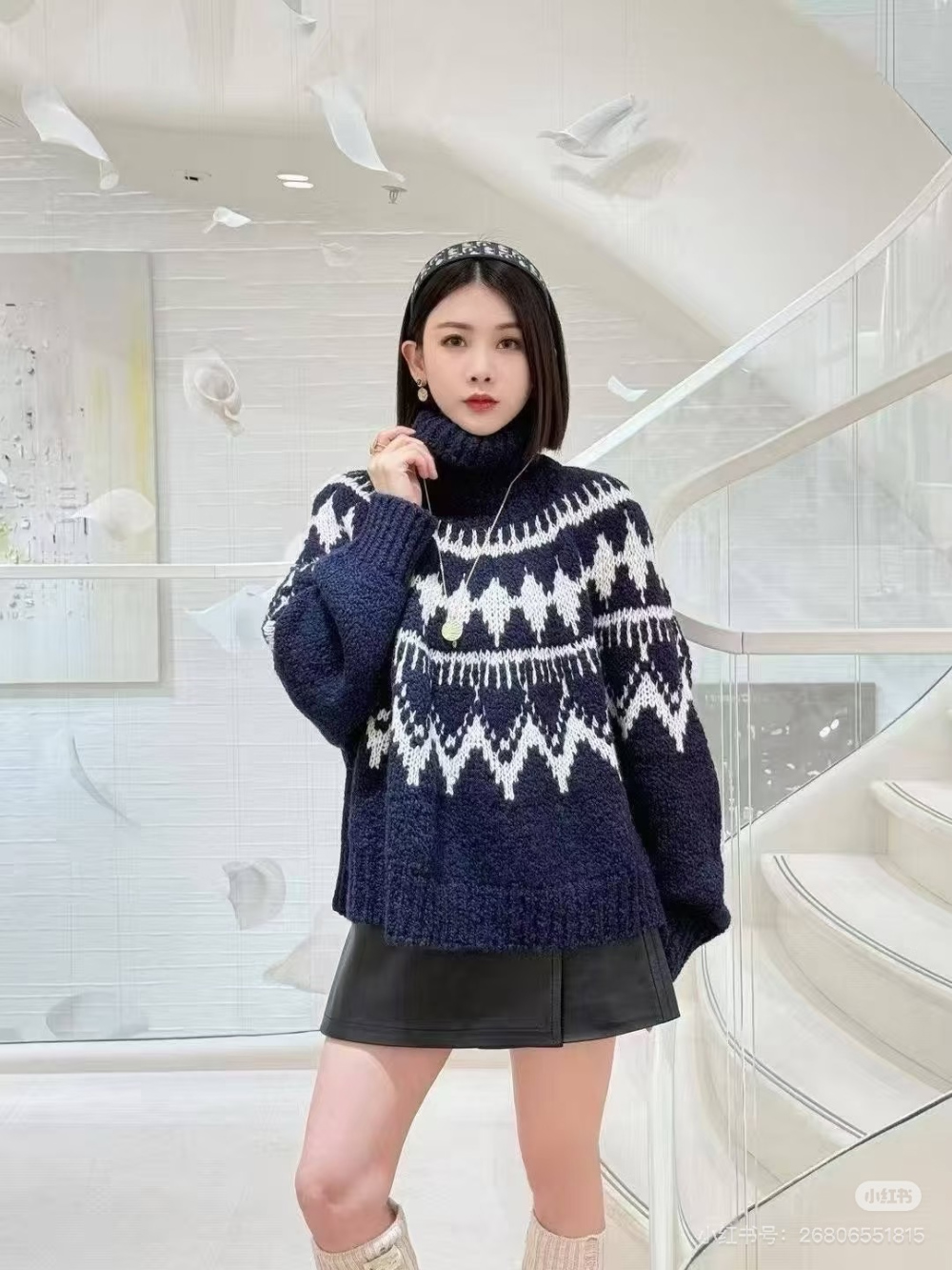 긴팔 티셔츠 모델 착용 이미지-S1L9