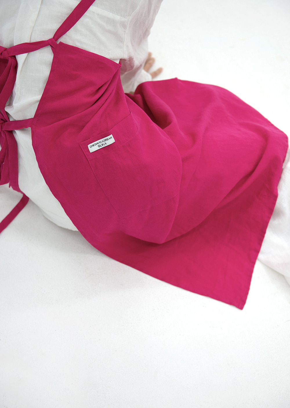 [20%] Ava apron - Magenta Pink