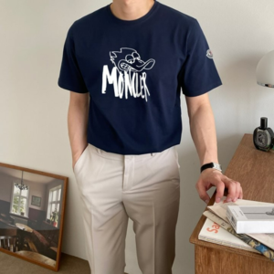 몽클레어 스마일덕 티셔츠