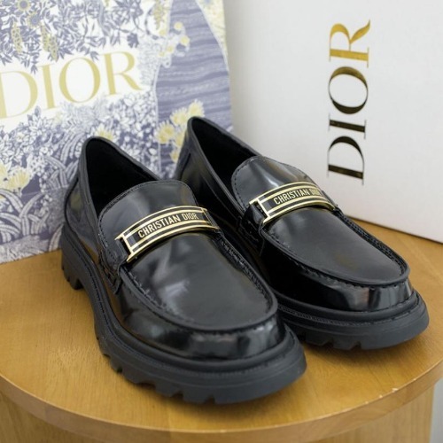 디올 [Christian Dior] 수입고급 디올 러버 솔 코드 로퍼
