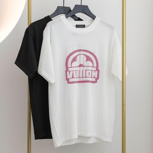 루이비통 [Louis Vuitton] 수입고급 숏 슬리브 핑크 로고 남성 니트