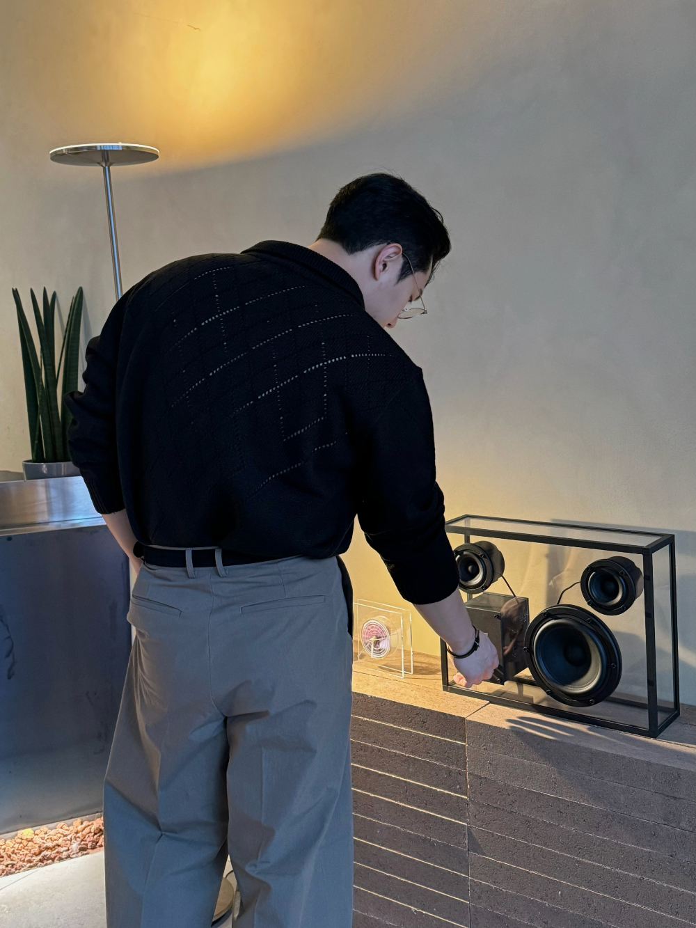 재킷 모델 착용 이미지-S1L15