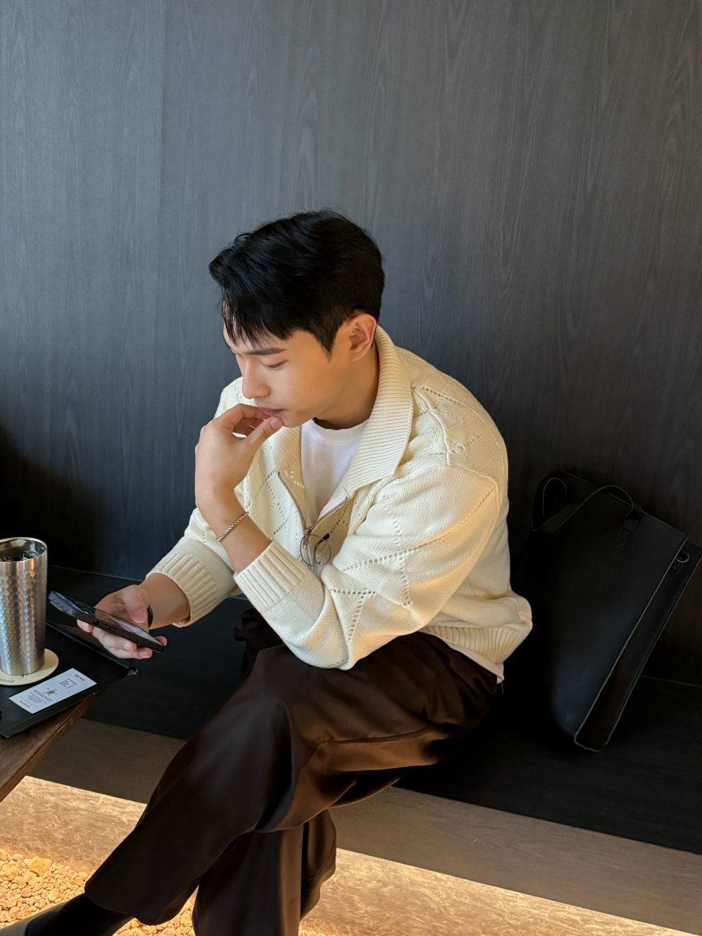 재킷 모델 착용 이미지-S1L43