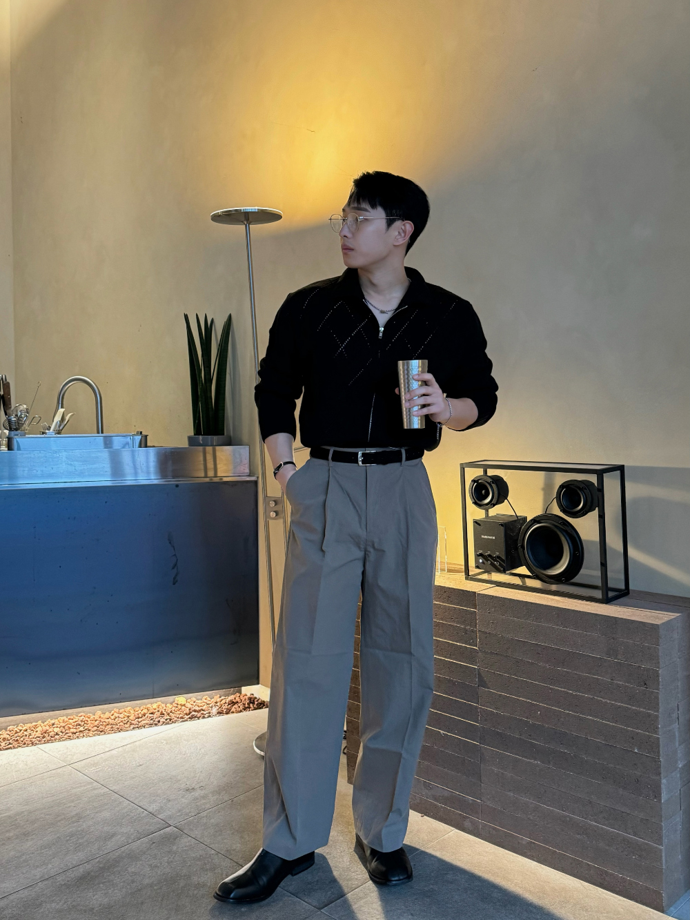 재킷 모델 착용 이미지-S1L16