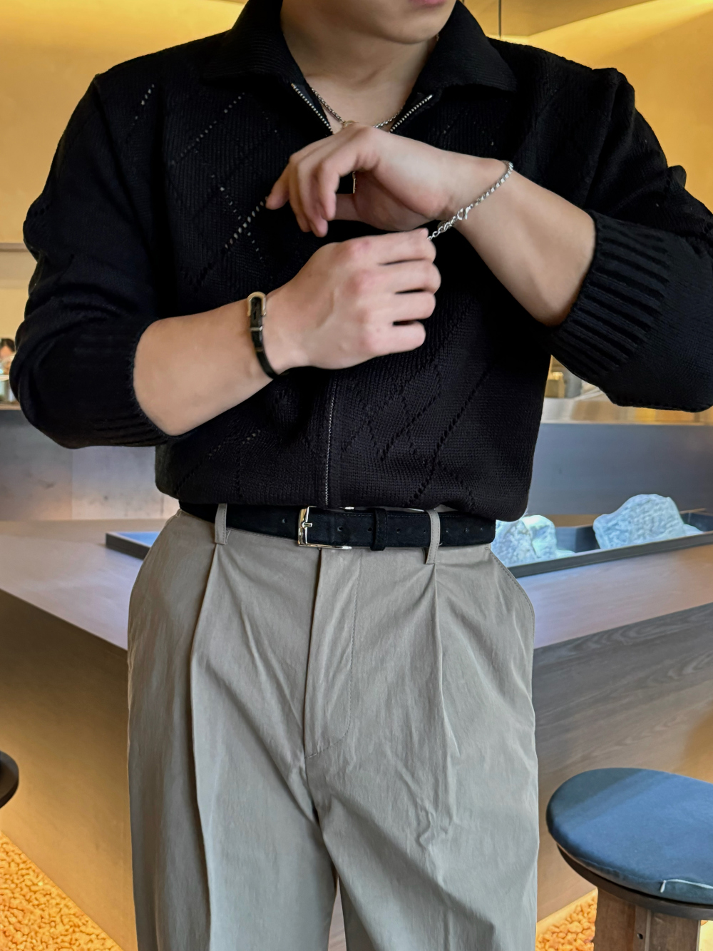 재킷 모델 착용 이미지-S1L10