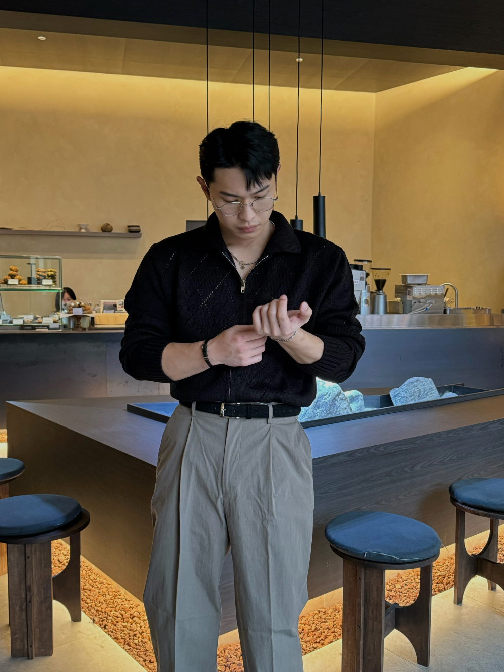 재킷 모델 착용 이미지-S1L9