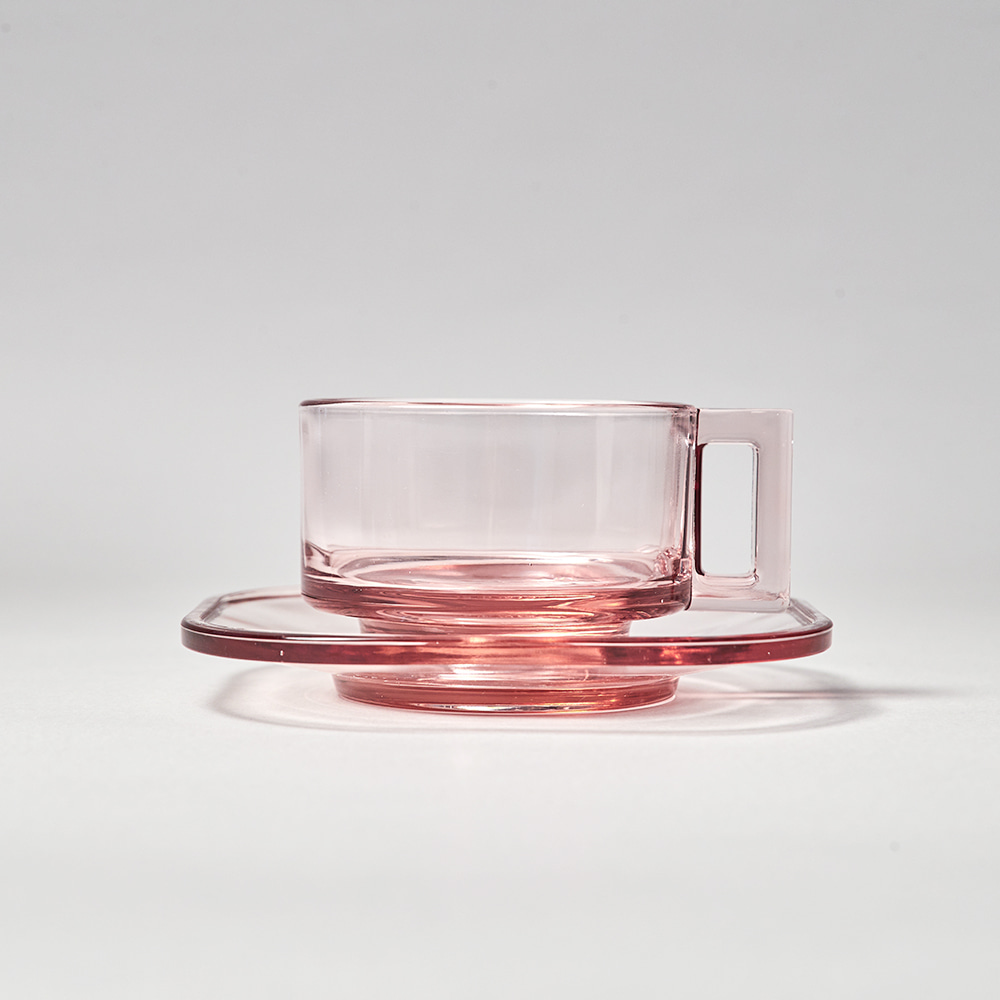 Cup and Saucer/Mardi Pink