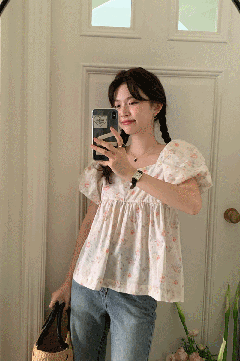 🏖️시즌오프특가 + 무료배송🏖️ [당일출고] 바니 반팔 플라워 블라우스
