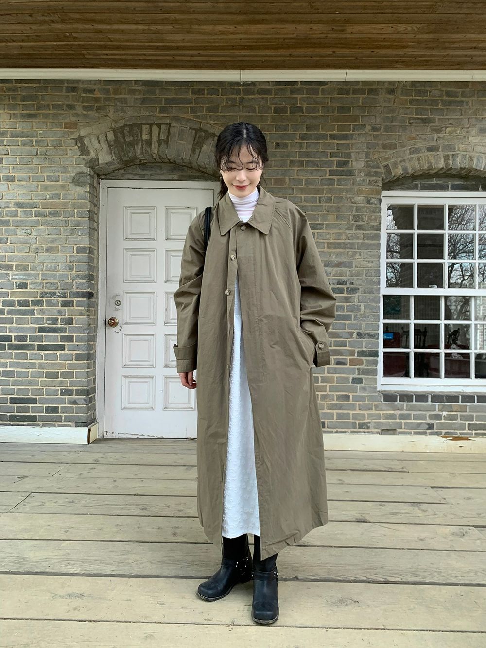 네이 오버핏 트랜치 코트 상세 이미지 8