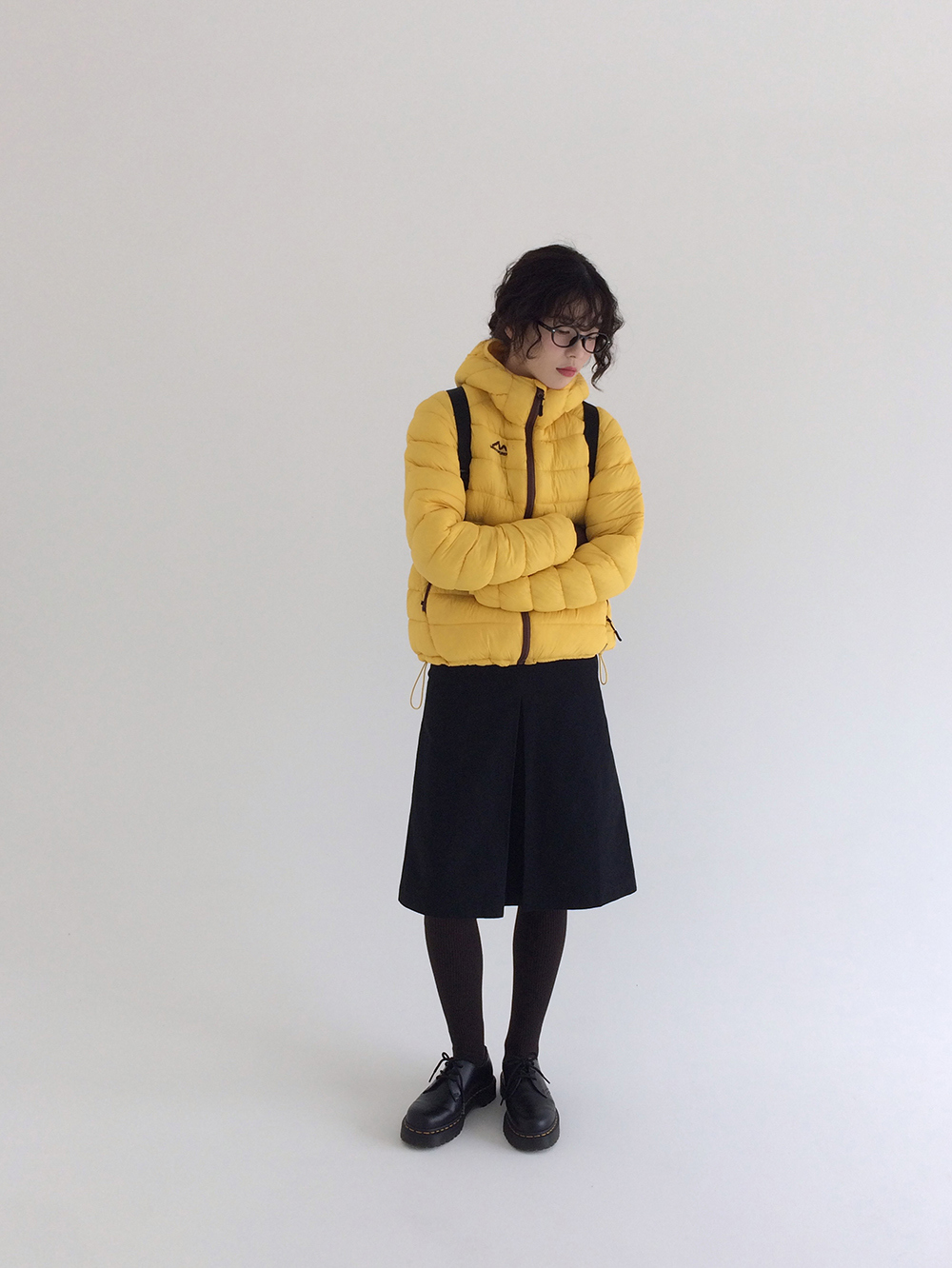 패딩 모델 착용 이미지-S1L16