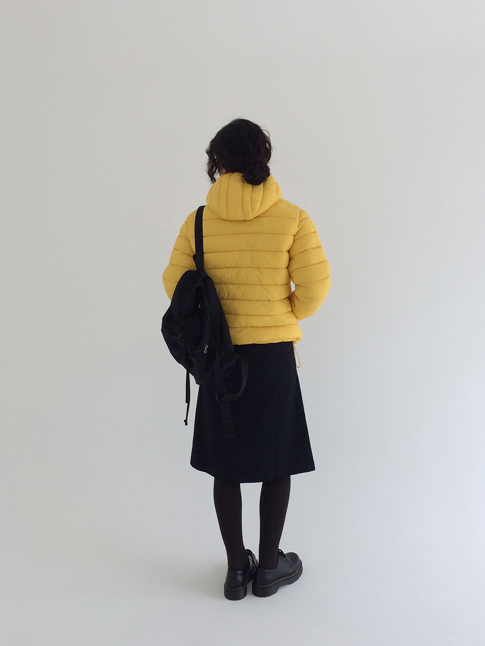 패딩 모델 착용 이미지-S1L15