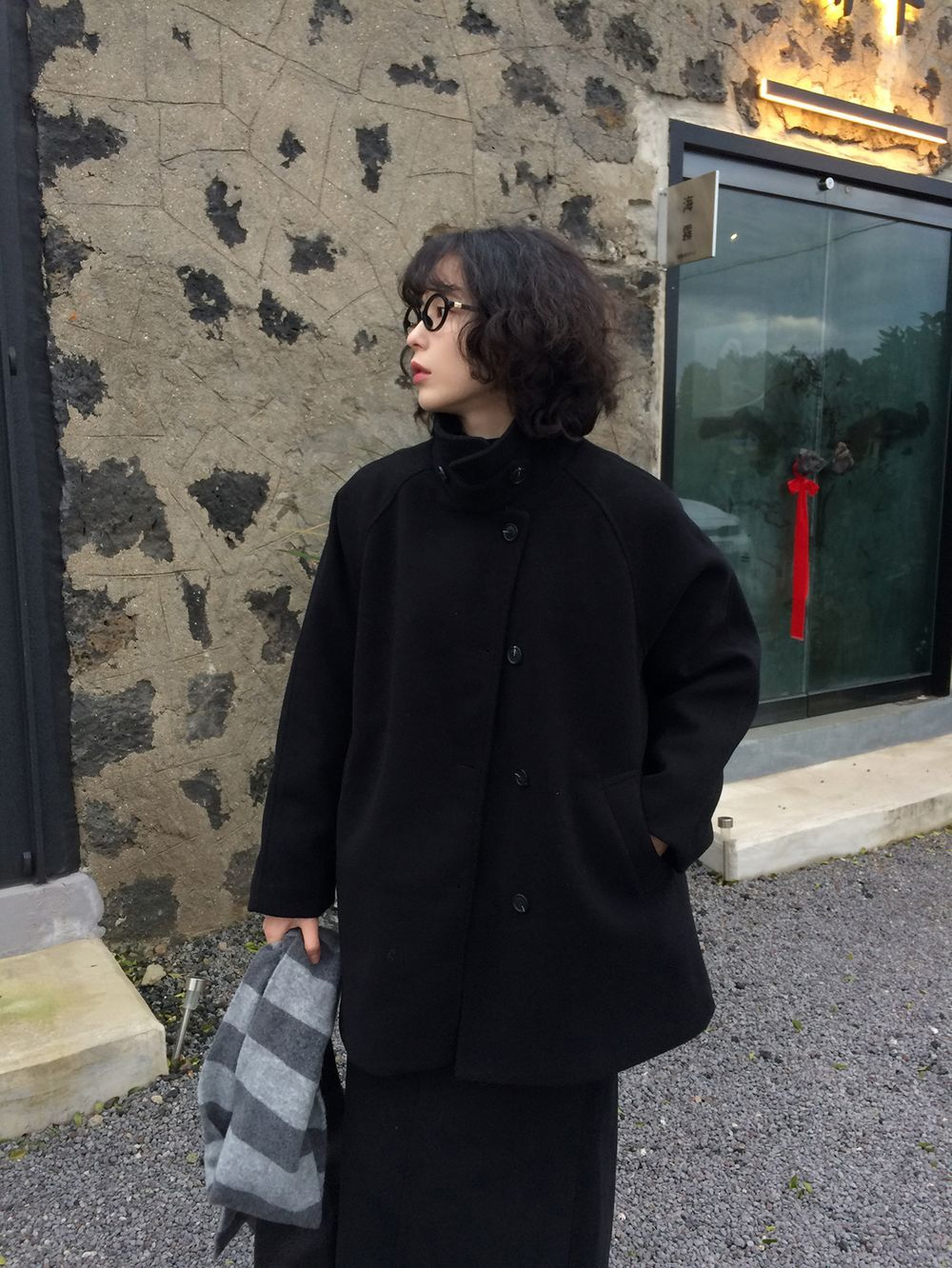 코트 모델 착용 이미지-S1L11