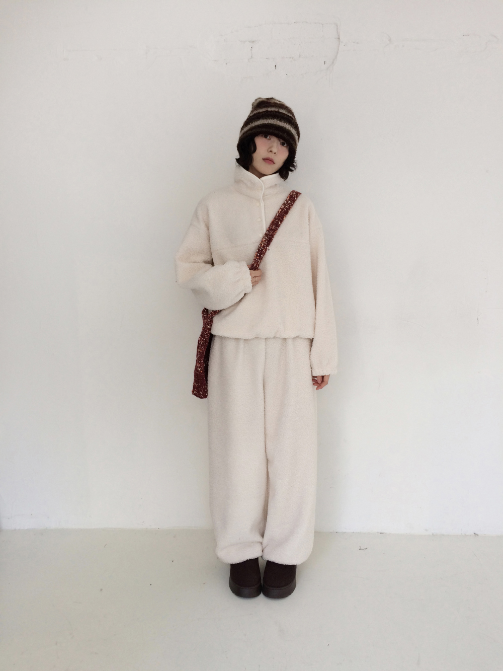 재킷 모델 착용 이미지-S1L47