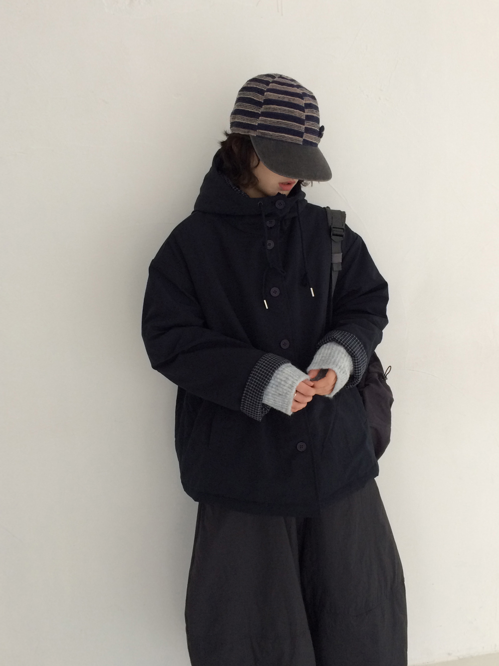 재킷 모델 착용 이미지-S1L7