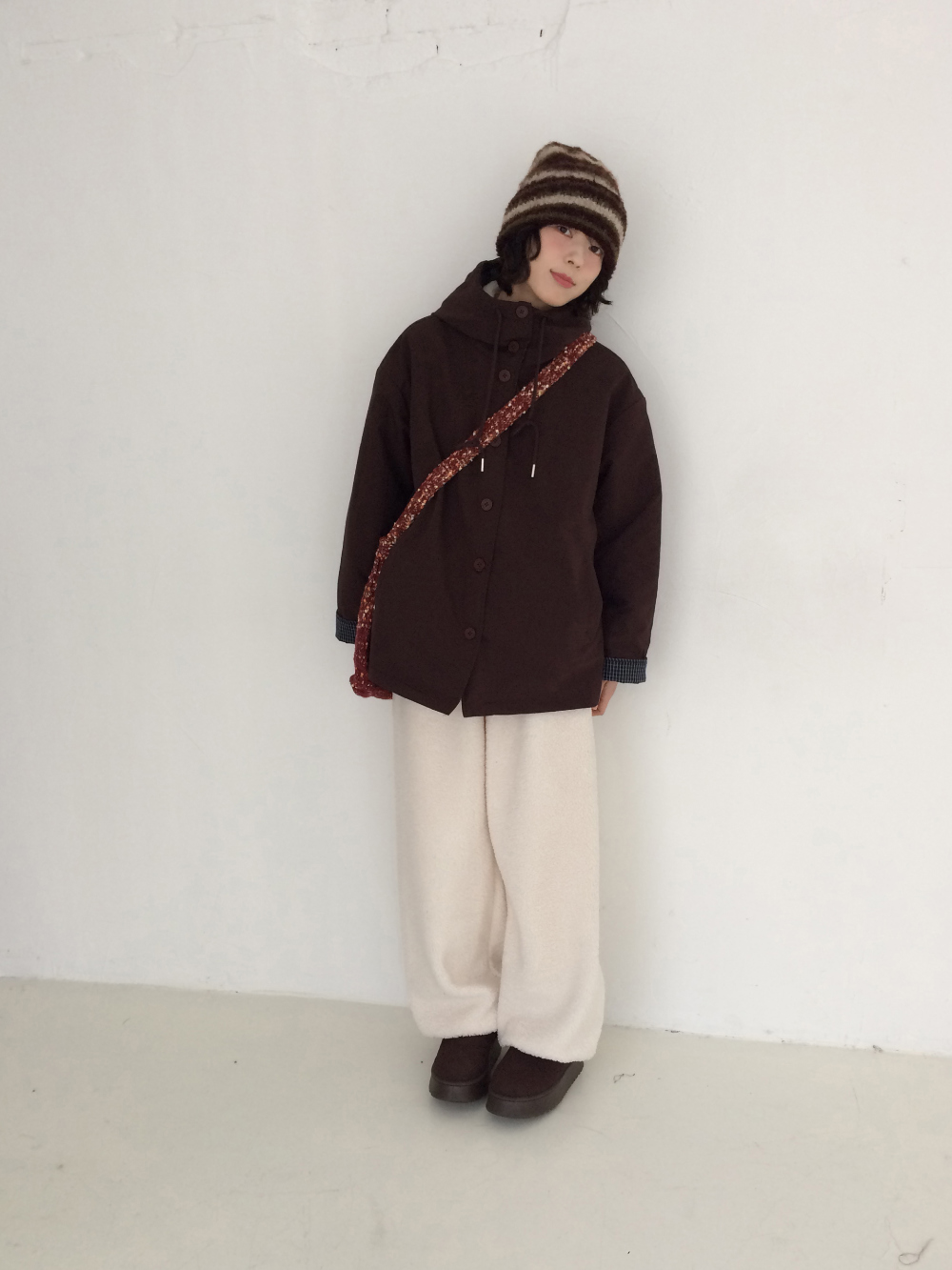 재킷 모델 착용 이미지-S1L44