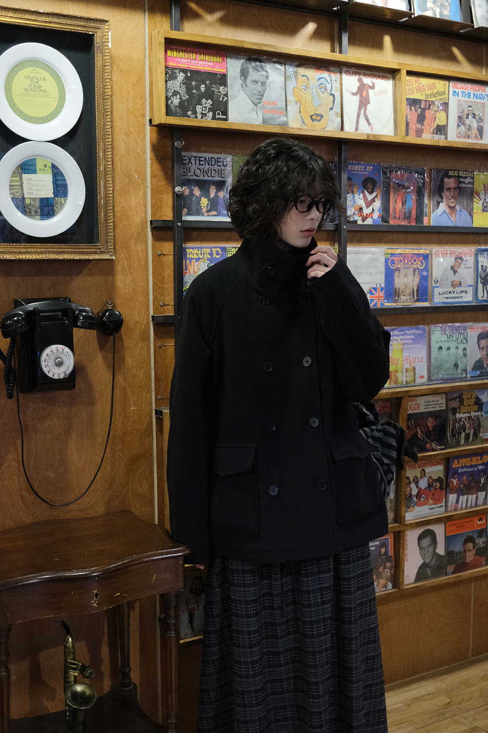 코트 모델 착용 이미지-S1L35