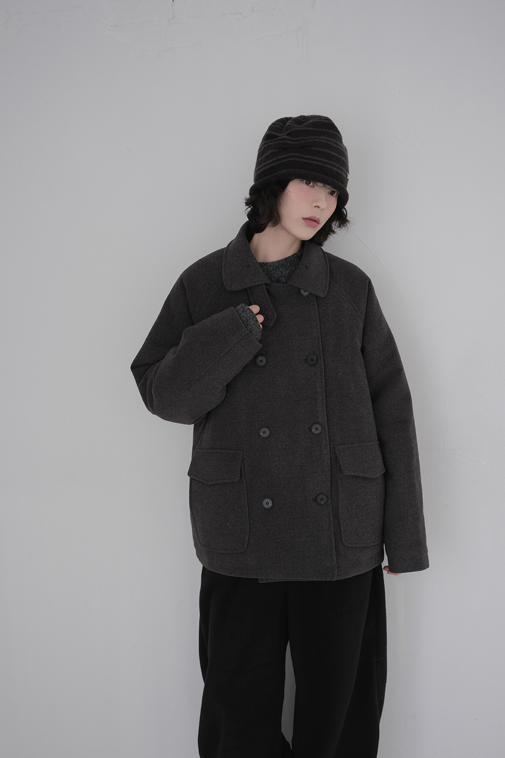 코트 모델 착용 이미지-S1L52