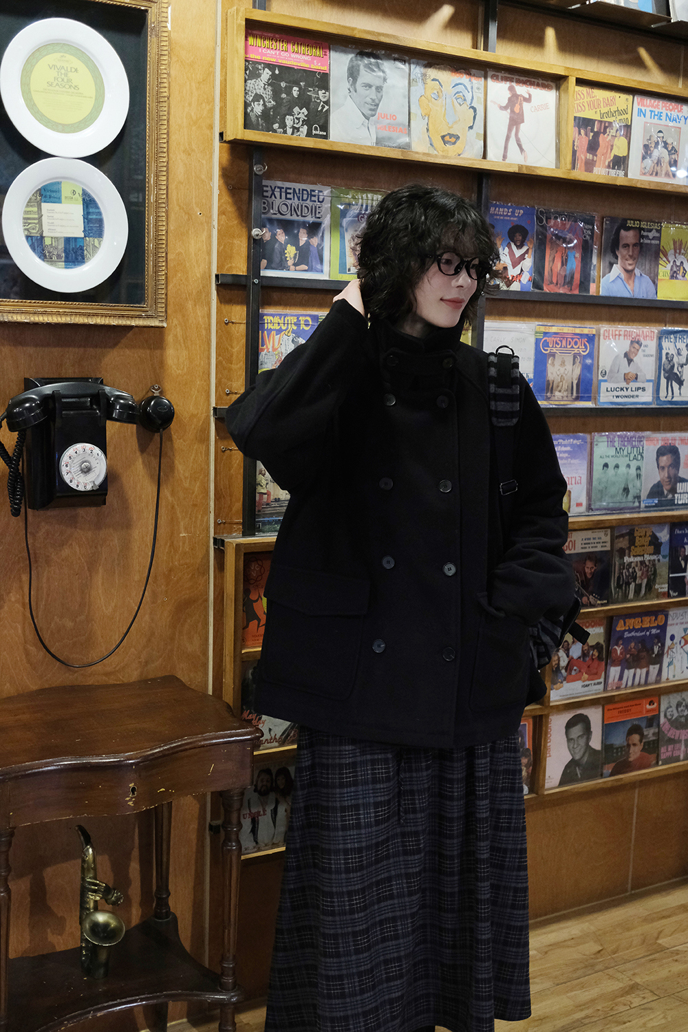 코트 모델 착용 이미지-S1L27