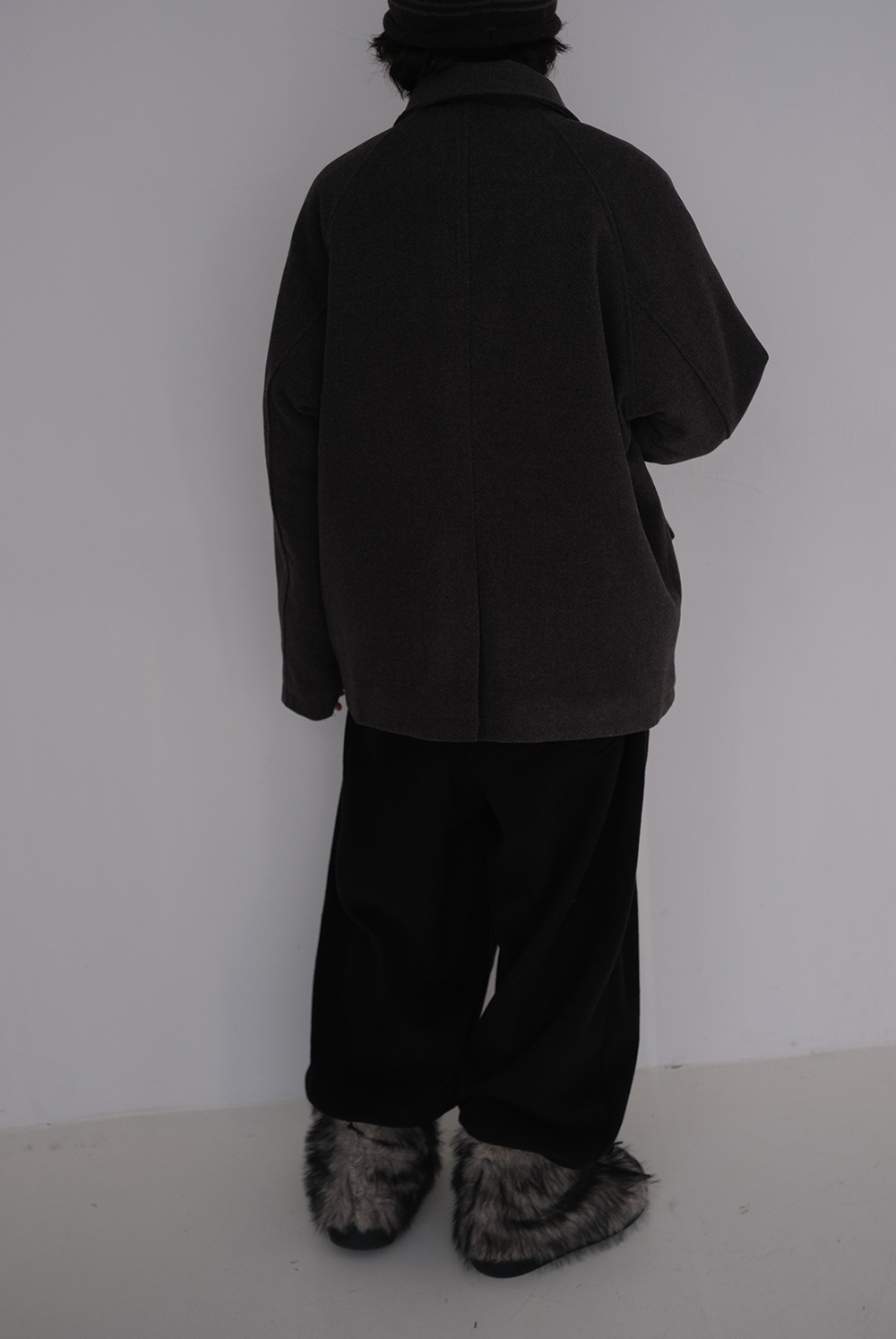 코트 모델 착용 이미지-S1L77