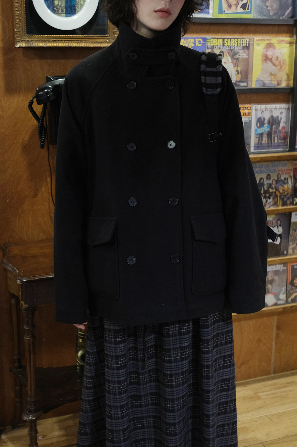 코트 모델 착용 이미지-S1L36