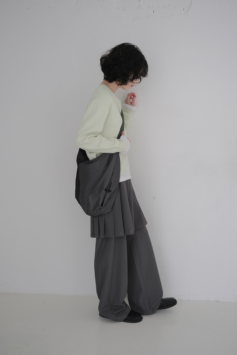 바지 모델 착용 이미지-S1L15