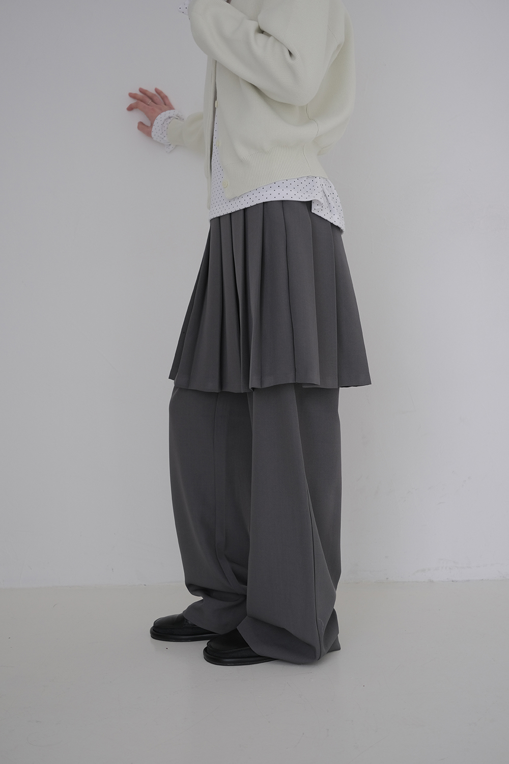 바지 모델 착용 이미지-S1L21