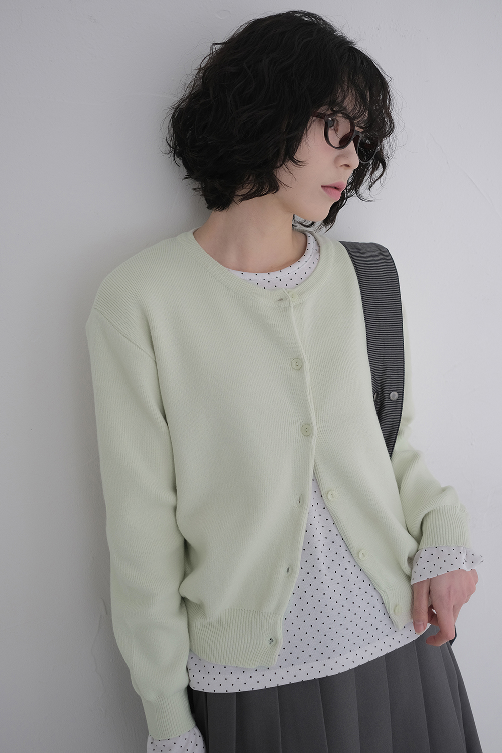 바지 모델 착용 이미지-S1L9