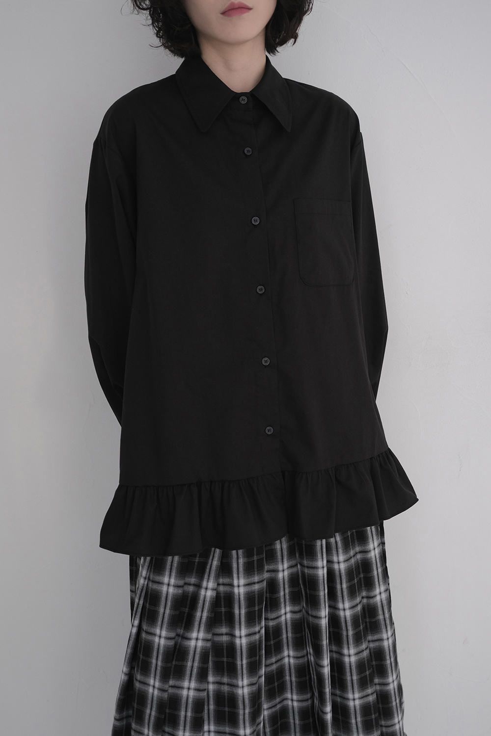 블라우스 모델 착용 이미지-S1L61