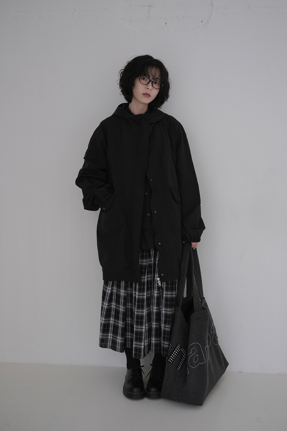 블라우스 모델 착용 이미지-S1L76