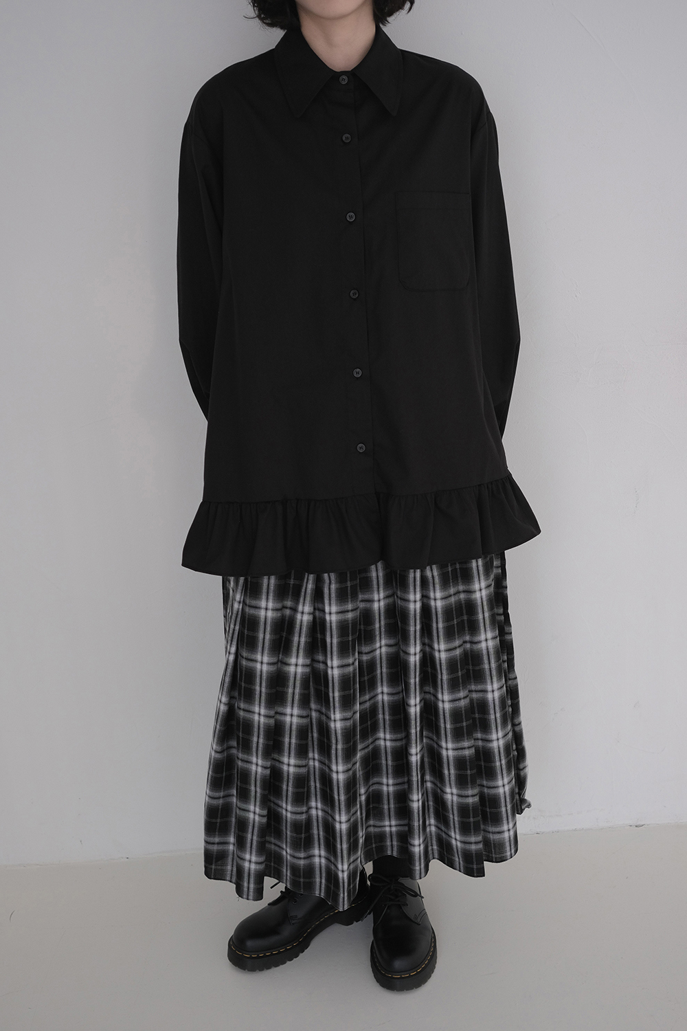 블라우스 모델 착용 이미지-S1L62