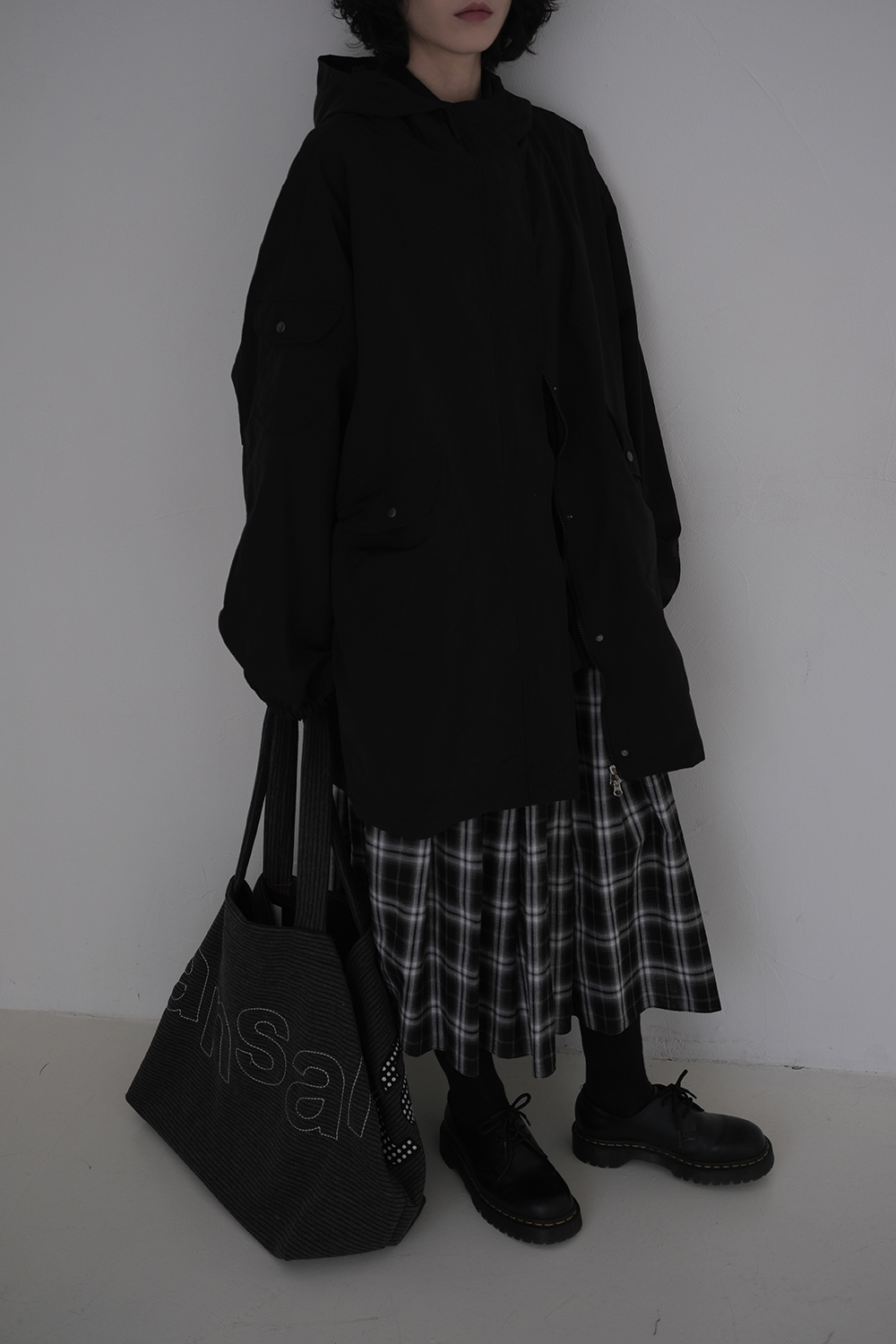 블라우스 모델 착용 이미지-S1L80