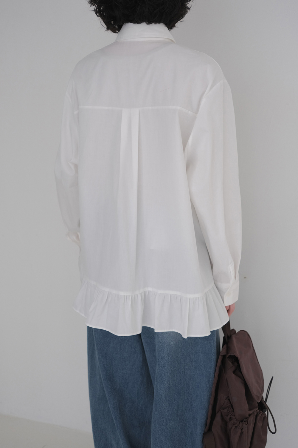 블라우스 모델 착용 이미지-S1L37